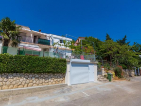 Apartment Adrastea